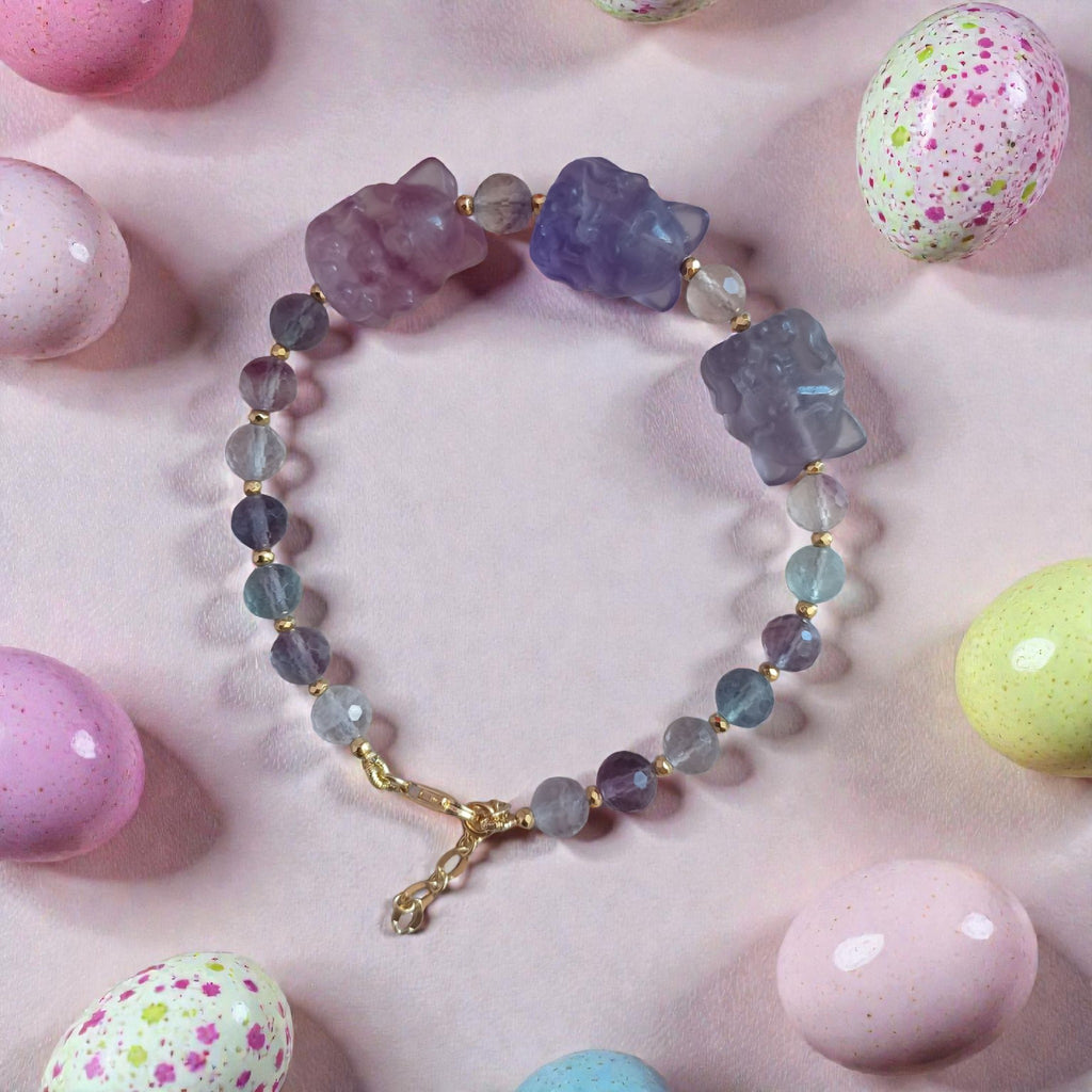 Bracelet Fluorite Sculptée — Renard à Neuf Queues & Or 24K